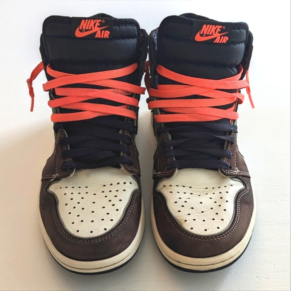 NIKE AIR JORDAN 1 Retro High OG "Hand Crafted" Sneakers - Picture 6 of 13